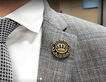 A Beautiful Engraved Custom-made Suit-Pin