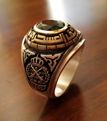 University graduation Ring