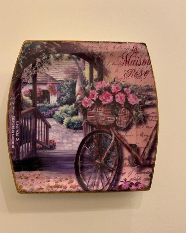 Fancy Colorful Wall Decoupage Plate Decor with Flowers